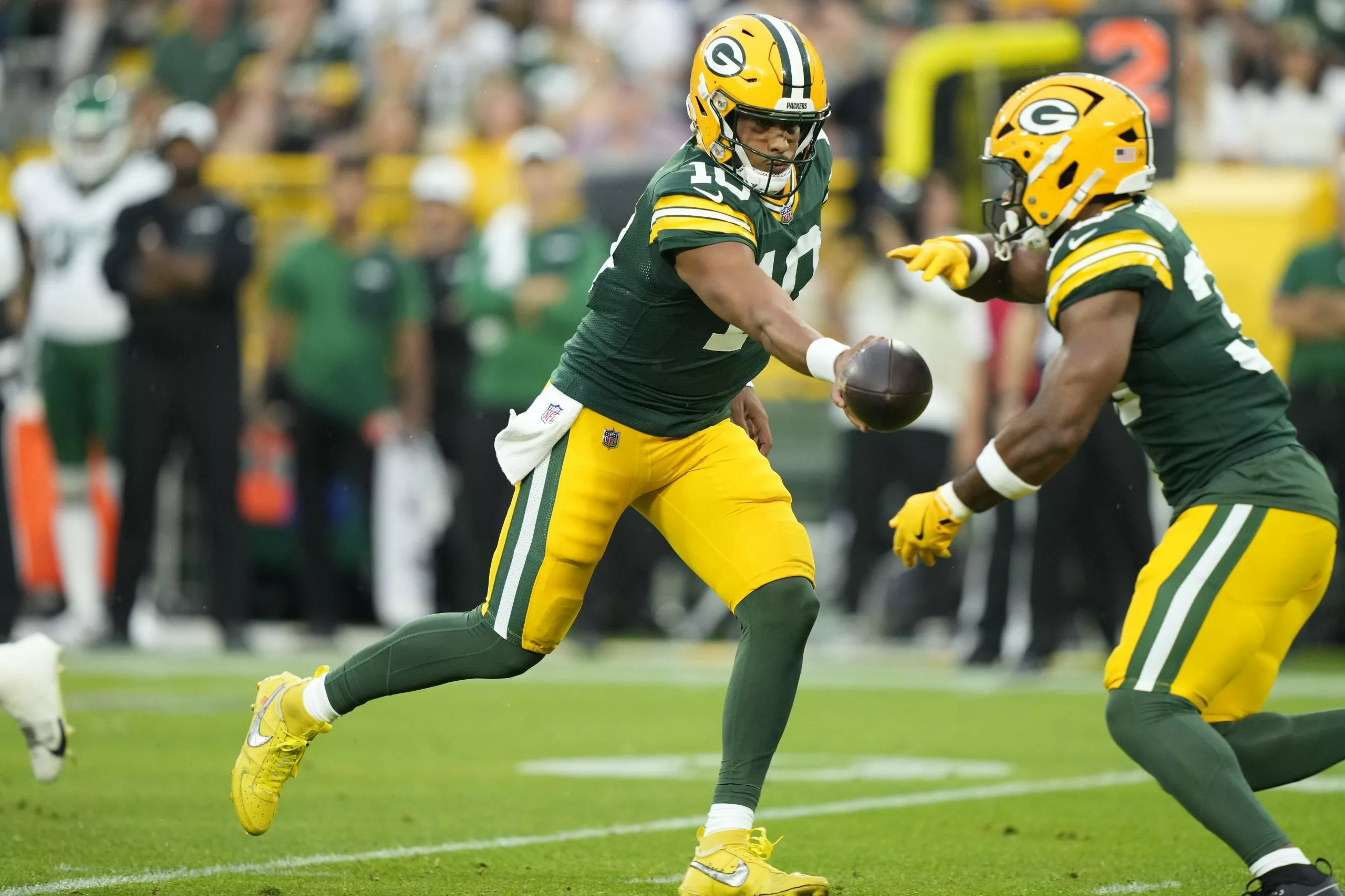 NFL Best Bets For Week 1 from NFL Betting Experts