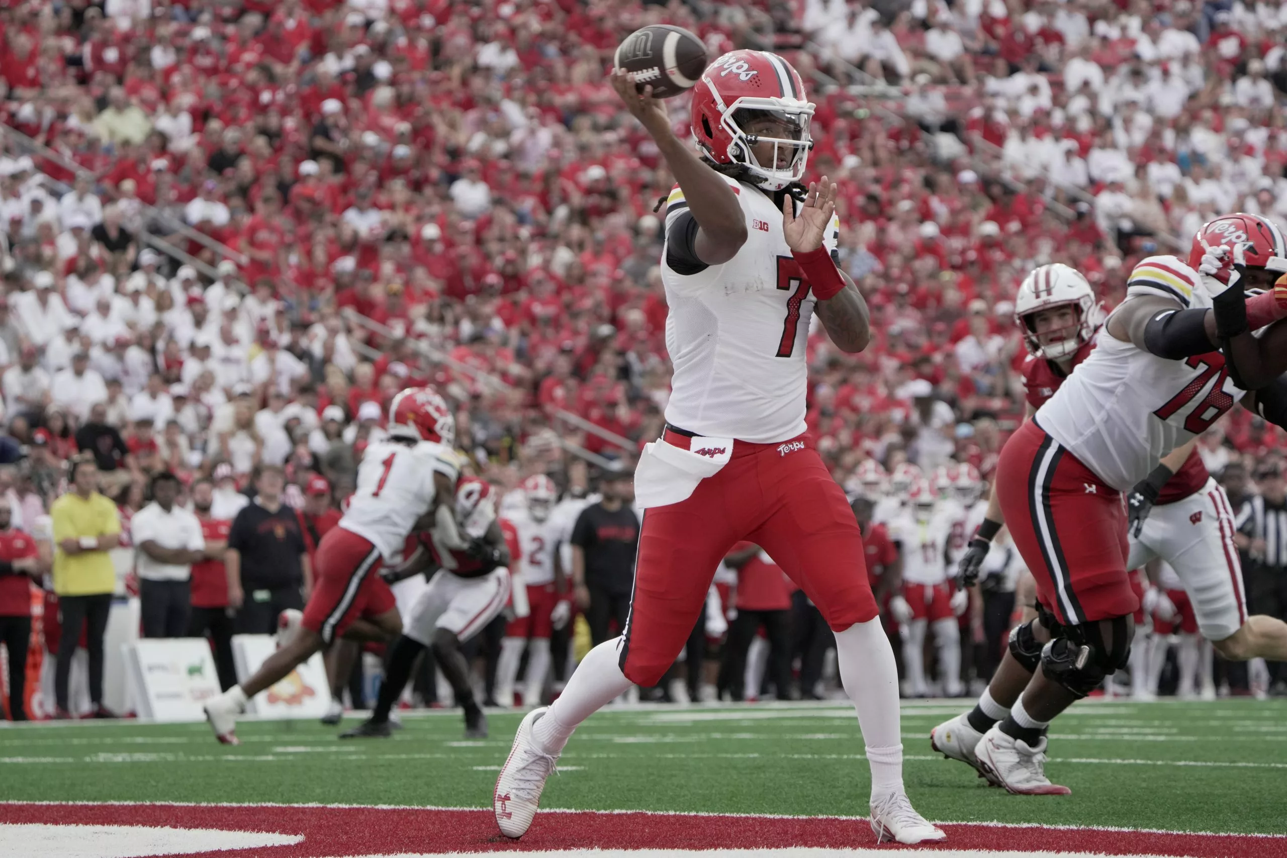 Washington Huskies vs Maryland Terrapins Prediction and Picks - October 4th, 2025