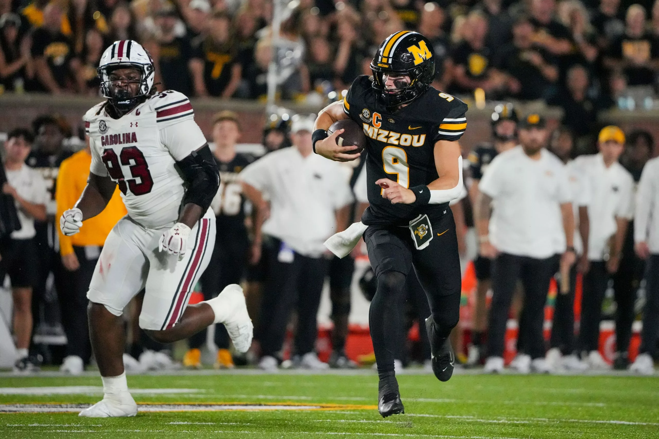 Beau Pribula looks to lead the Tigers over the Minutemen
