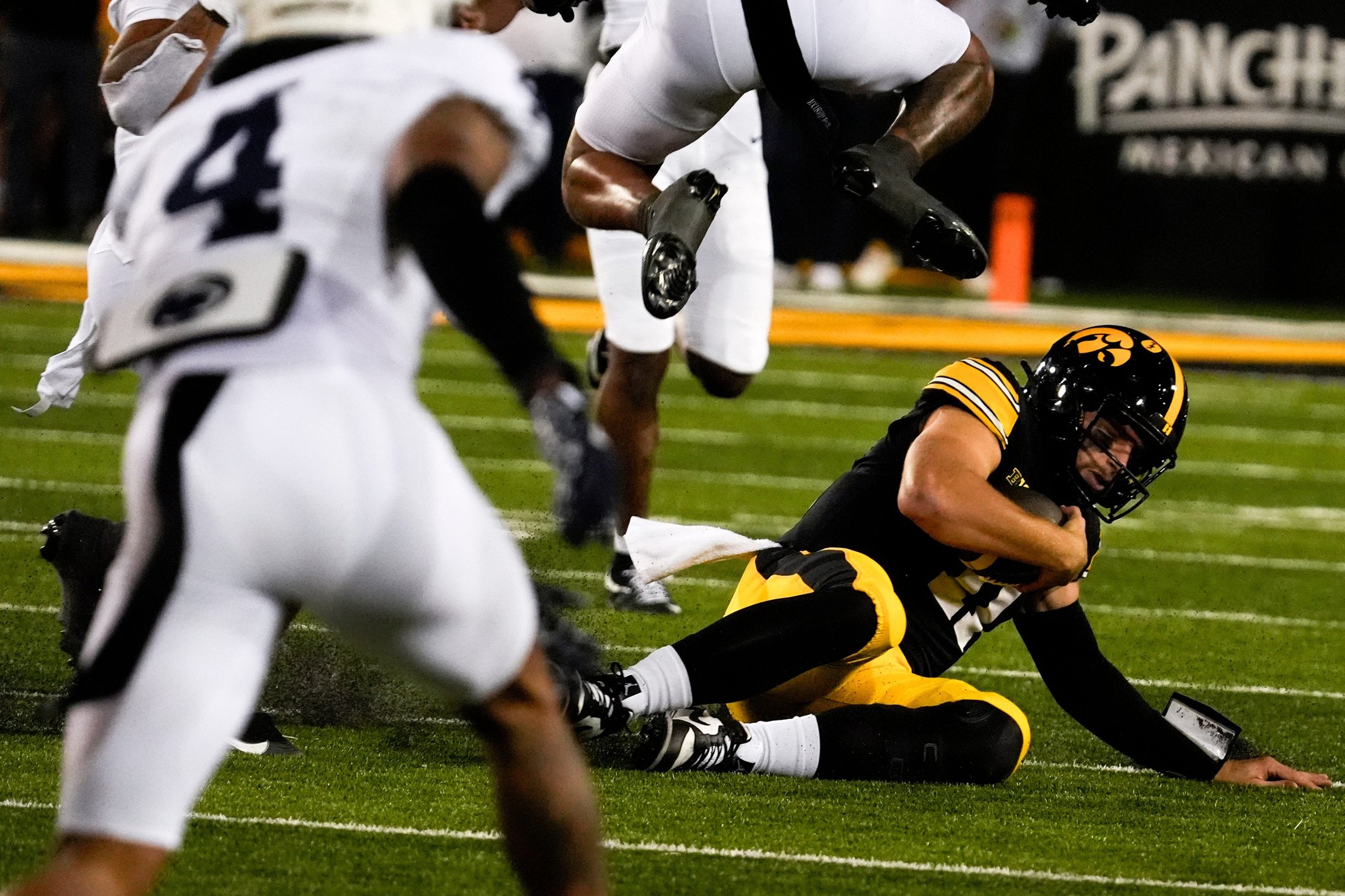 Minnesota Golden Gophers vs Iowa Hawkeyes Picks and Prediction for Saturday, October 25, 2025