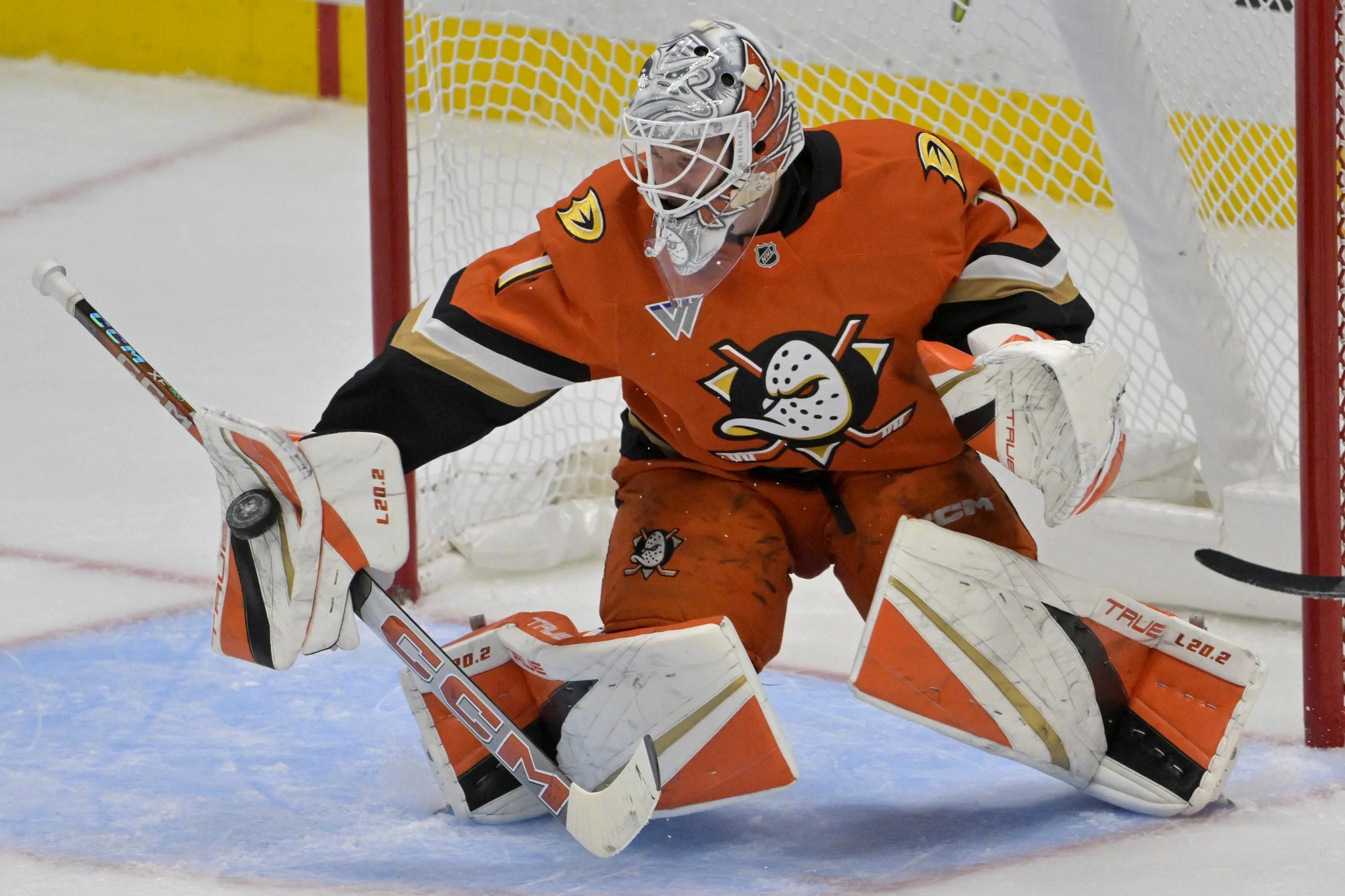 Anaheim Ducks vs Vegas Golden Knights Picks, Prediction and Odds Game 5