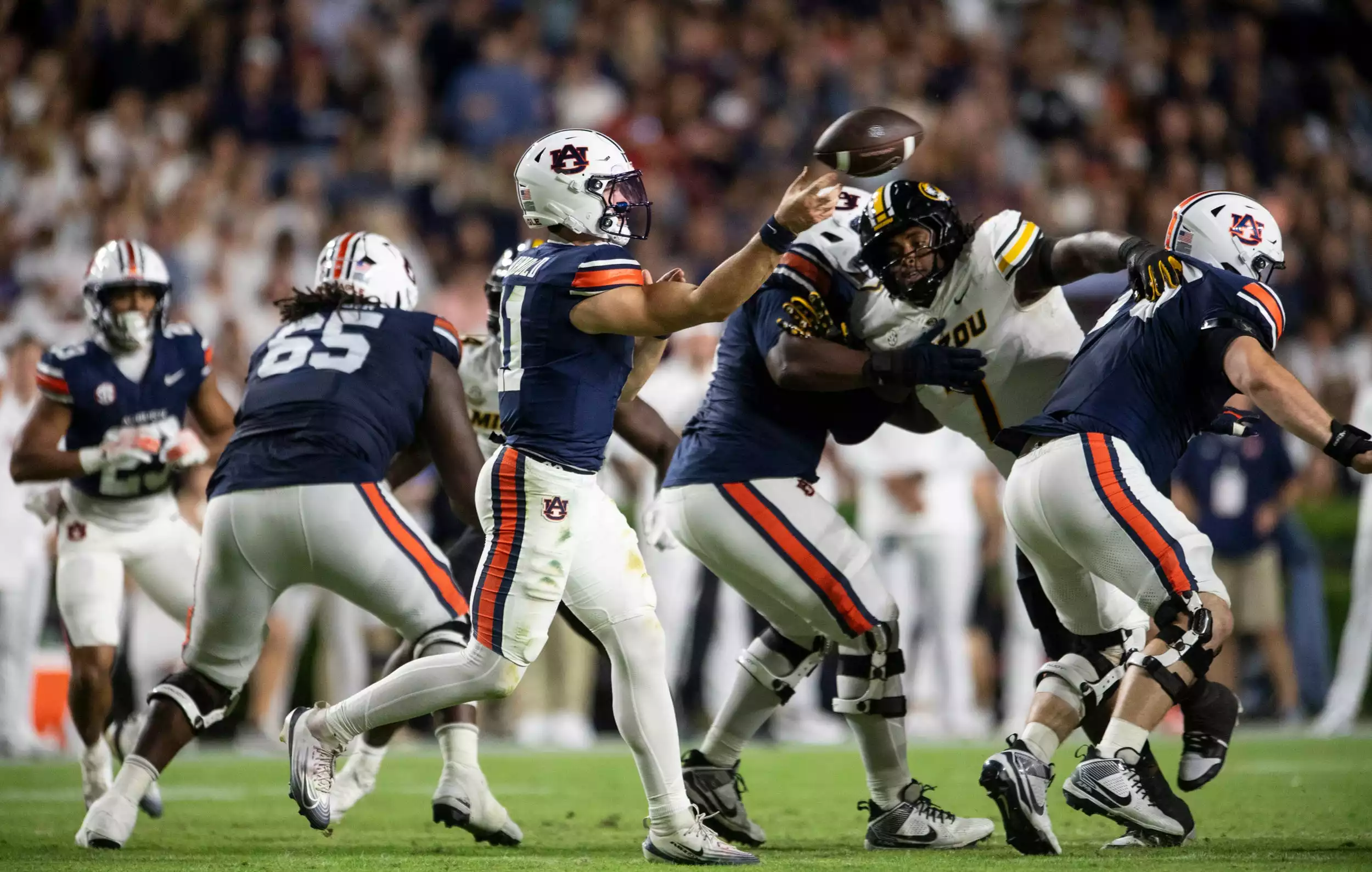 Kentucky Wildcats vs Auburn Tigers Prediction and Picks - November 1, 2025
