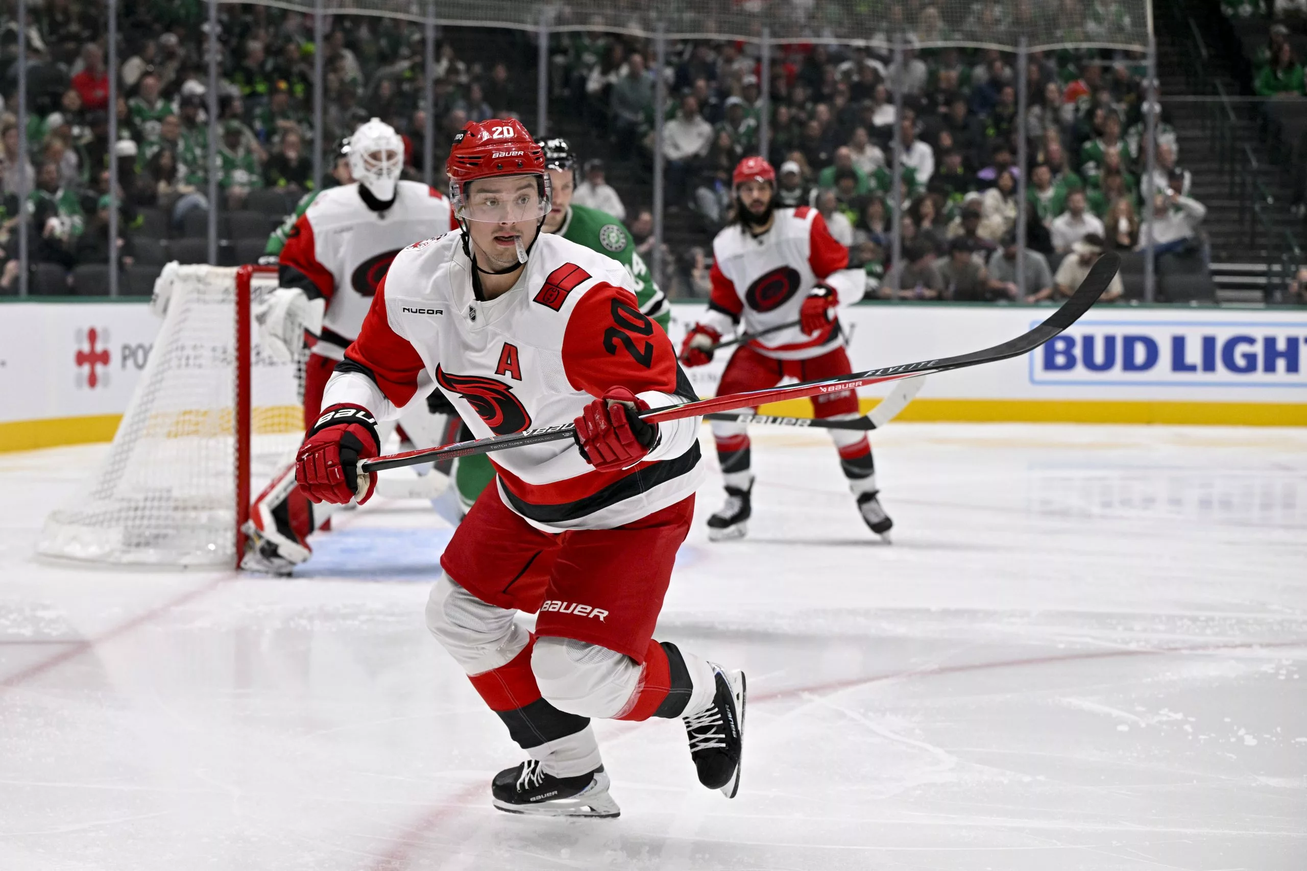 Vegas Golden Knights vs Carolina Hurricanes Prediction and Picks - October 28, 2025