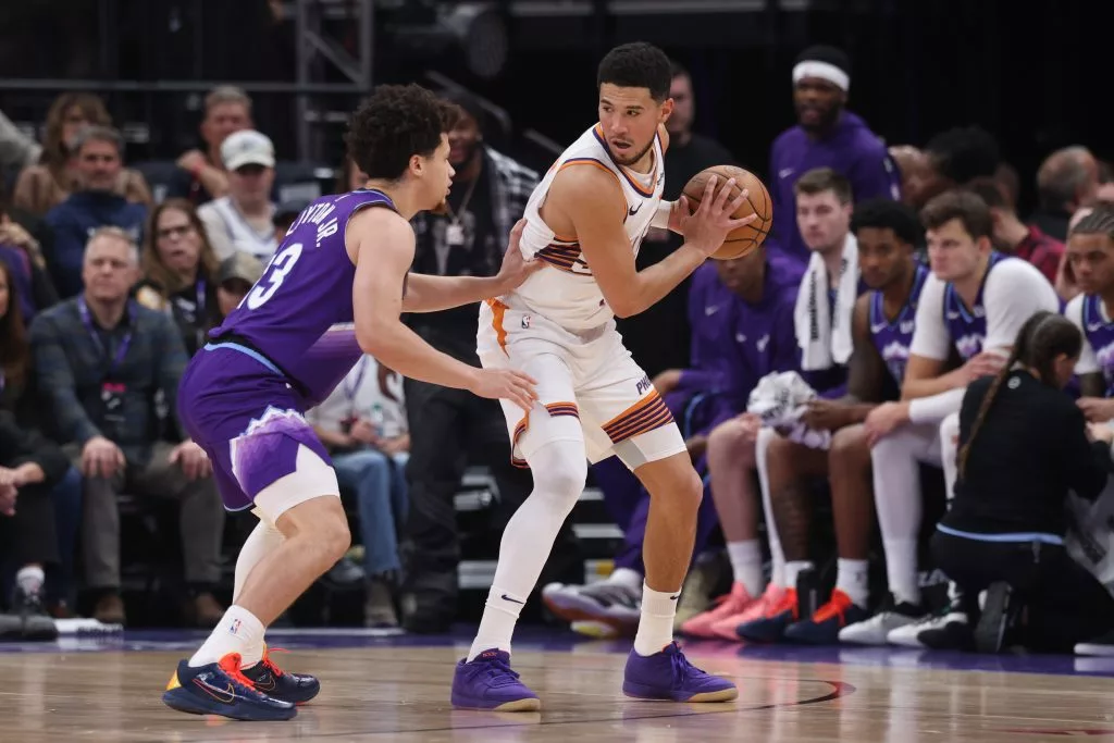 Devin Booker looks to lead the Suns over the Jazz