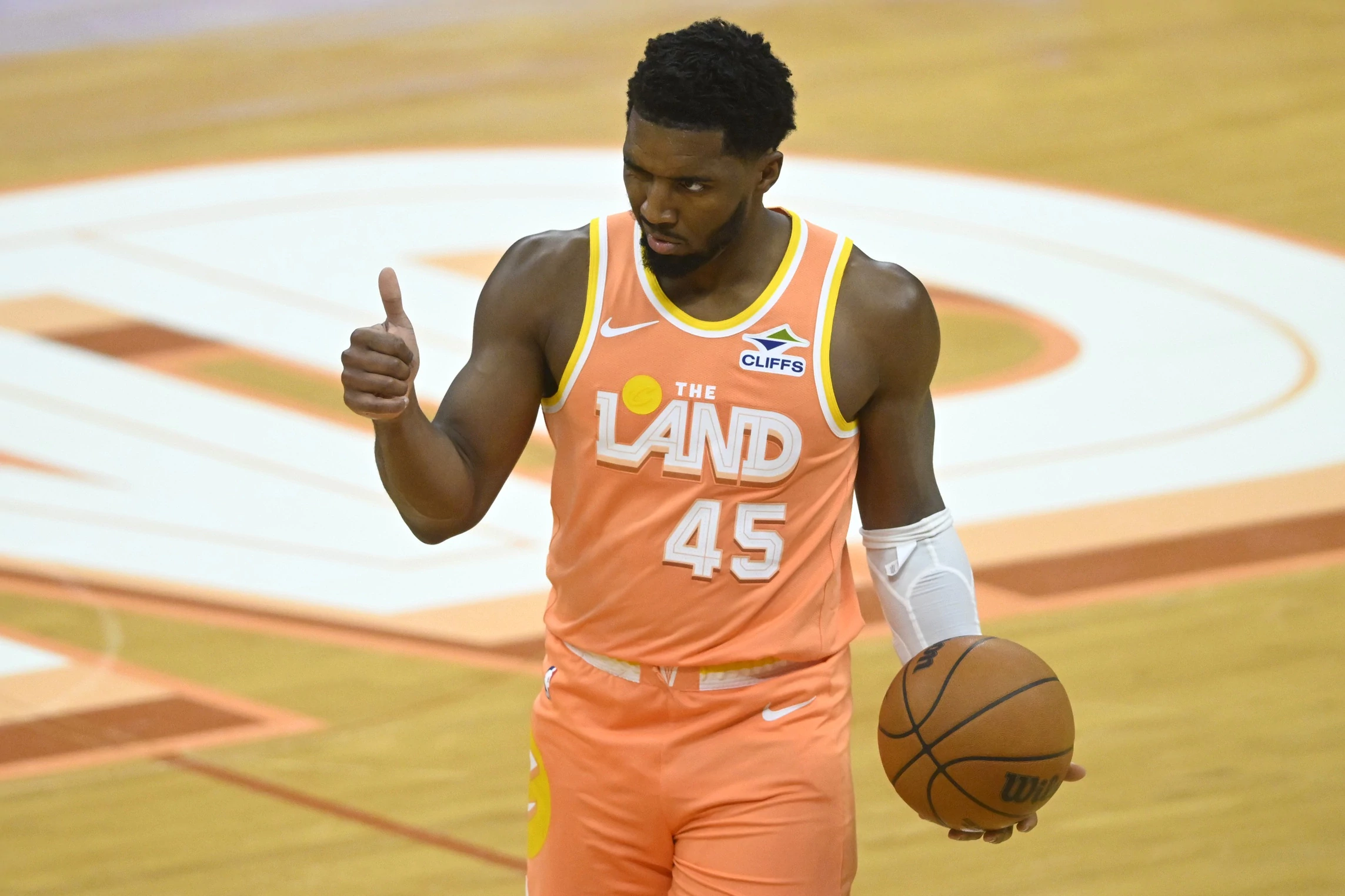 New York Knicks vs Cleveland Cavaliers Picks, Prediction, Odds, and Line Movement for Tuesday February 24 2026