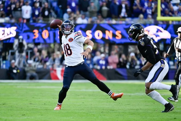 Caleb Williams looks to lead the Bears over the Bengals