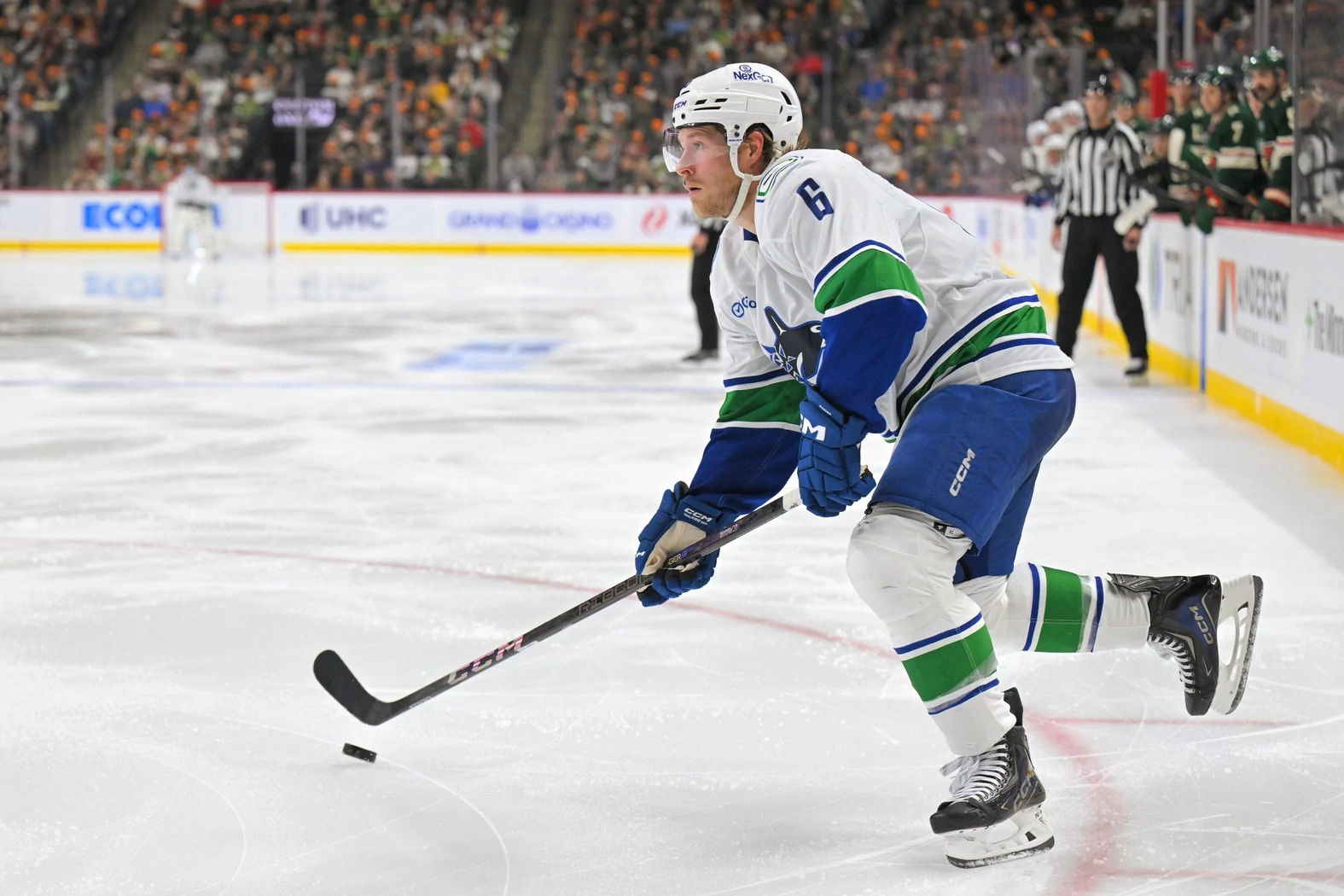 Chicago Blackhawks vs. Vancouver Canucks, Picks and Prediction, Wednesday, November 5, 2025