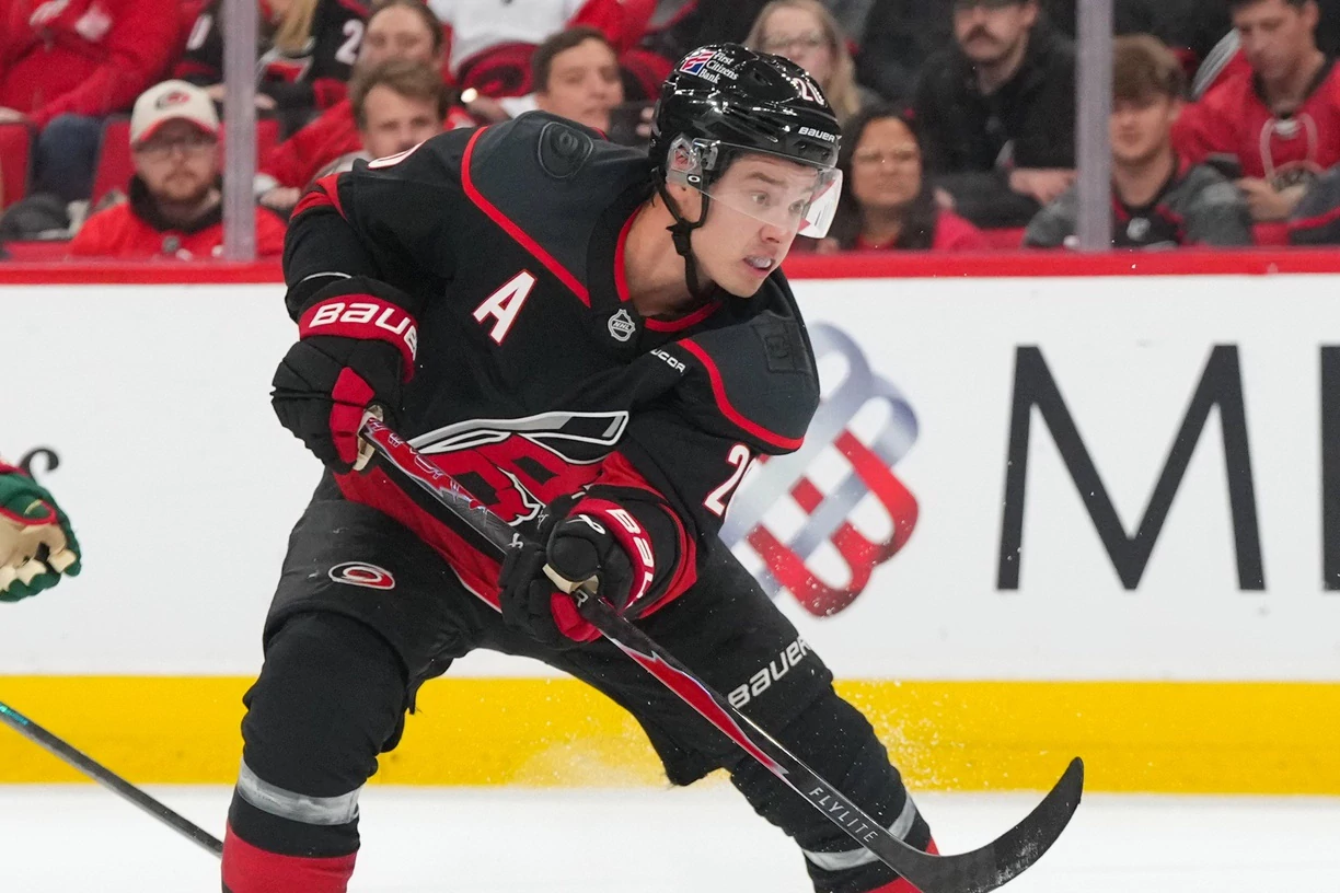 Montreal Canadiens vs Carolina Hurricanes Picks, Prediction and Odds Game 2