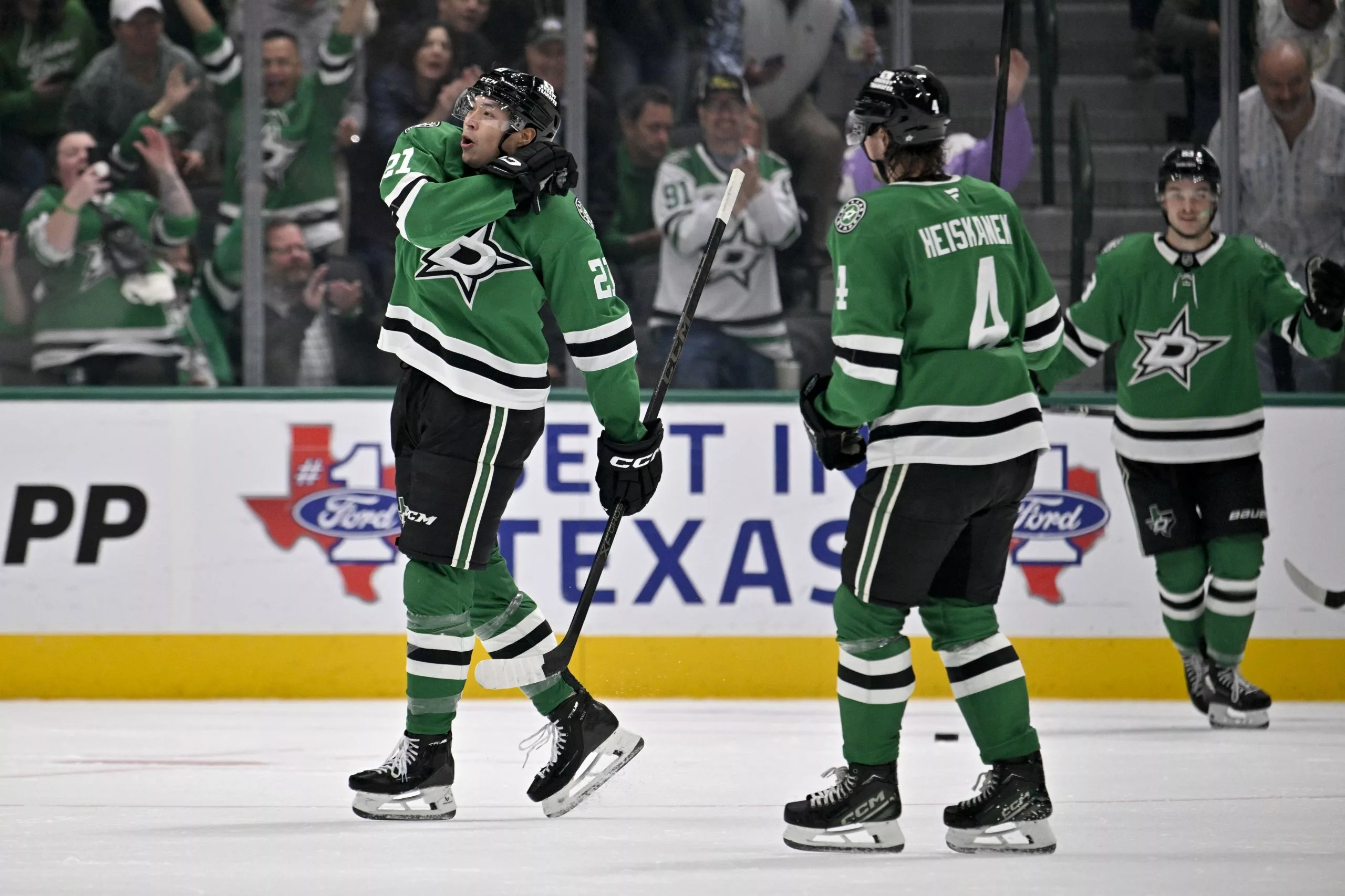 Winnipeg Jets vs Dallas Stars Picks, Prediction, Odds, and Line Movement for Monday February 2 2026