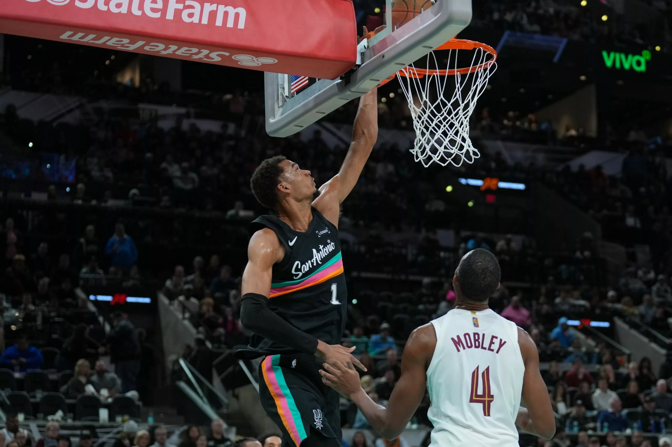 San Antonio Spurs vs Minnesota Timberwolves Picks, Prediction and Odds Game 4