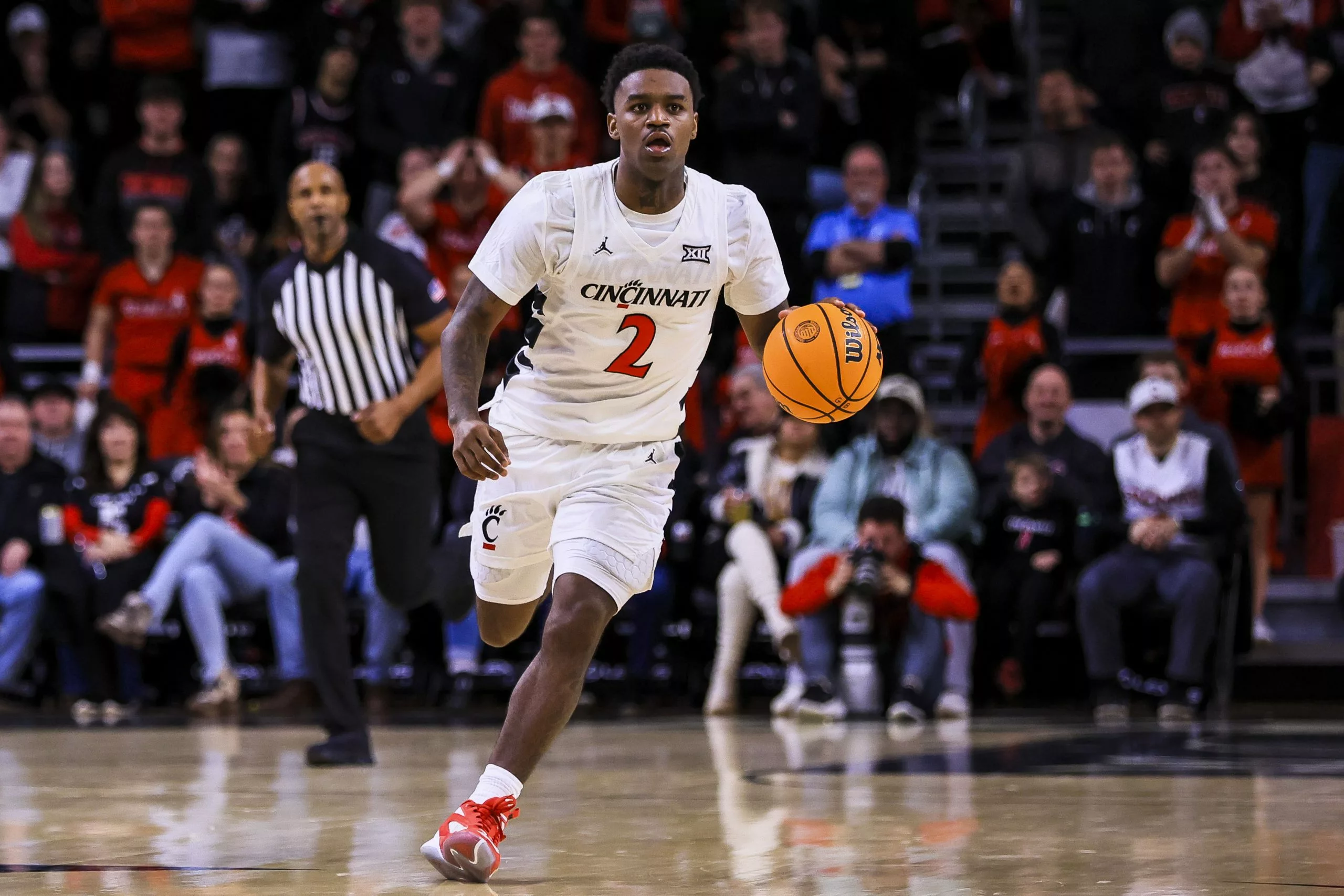 Utah Utes vs Cincinnati Bearcats Picks, Prediction, Odds, and Line Movement for Tuesday March 10 2026