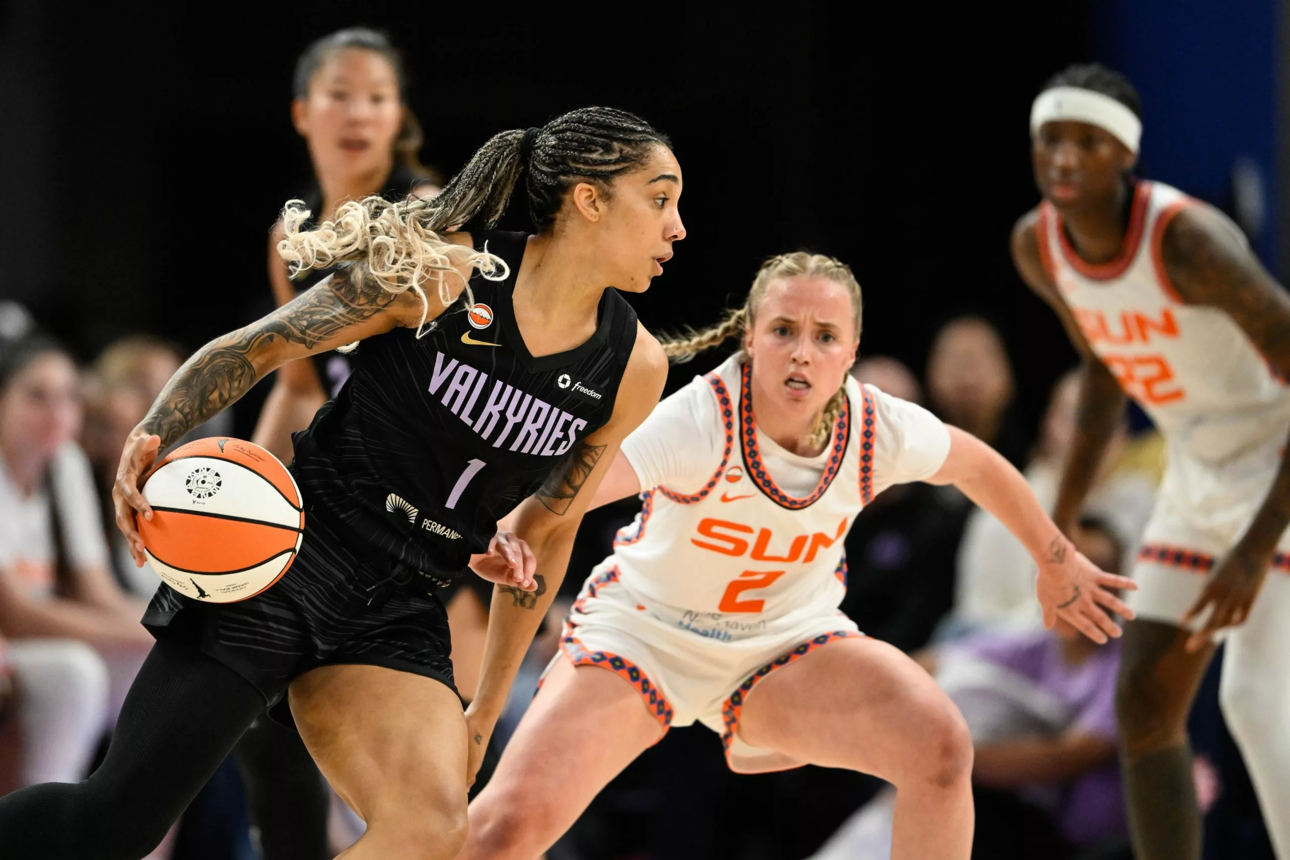 Golden State Valkyries vs Connecticut